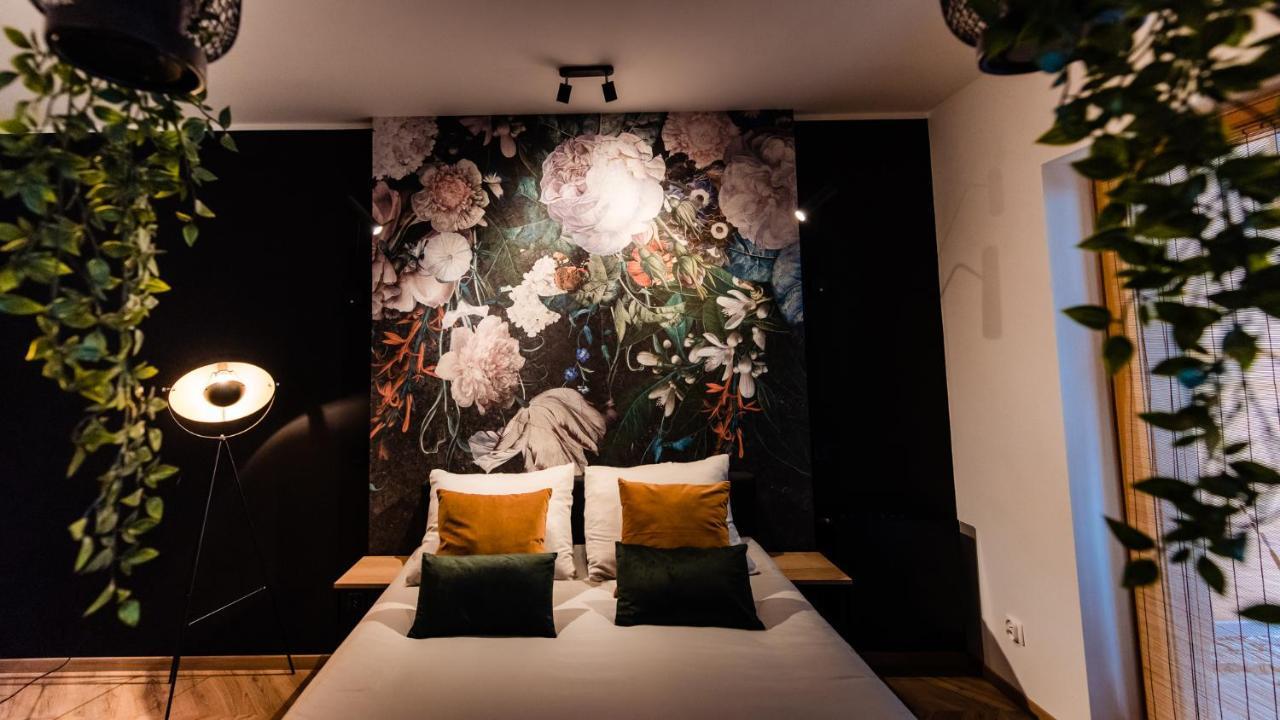 Floral Apartment Красков Екстериор снимка
